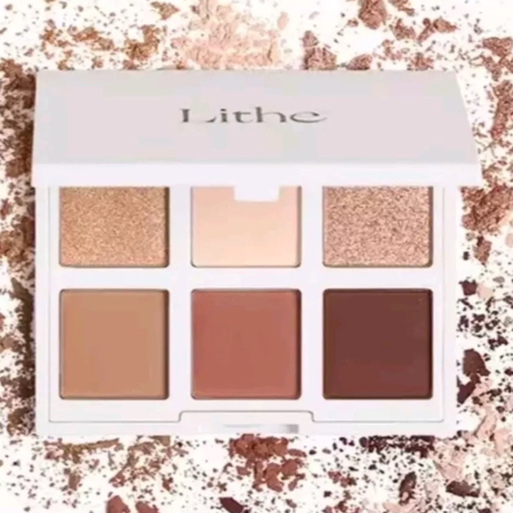 Lithe Night & Day Eyeshadow Palette 6 x 1 g / 0.035 oz | Versatile & Blendable